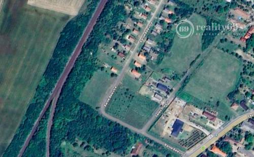 STAVEBNÝ POZEMOK HIDASNÉMETI 929 M2 VHODNÝ NA VÝSTAVBU RD, VŠETKY IS.