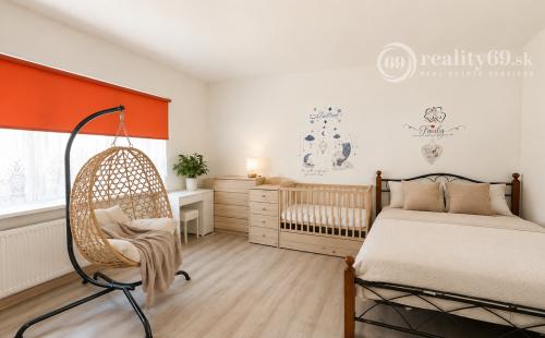 RODINNÝ DOM V CENE 2-IZBOVÉHO BYTU V KOŠICIACH VEĽKÝ POZEMOK 1 726 m²  TURŇA NAD BODVOU