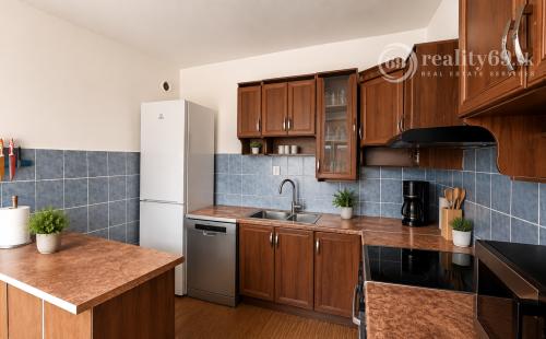 RODINNÝ DOM V CENE 2-IZBOVÉHO BYTU V KOŠICIACH VEĽKÝ POZEMOK 1 726 m²  TURŇA NAD BODVOU