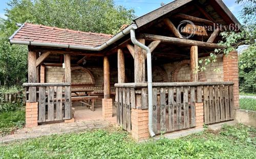 MAĎARSKO - GONC PENZIÓN VHODNÝ AJ NA BÝVANIE V  BLÍZKOSTI SLOVENSKÝCH HRANÍC, VÝBORNÁ INVESTÍCIA.