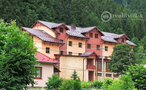 SUPER CENA ! MLYNKY - HOTEL GERAVY 36 APARTMÁNOV - 5 PODLAŽÍ.
