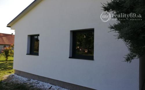 MAĎARSKO - GONC NOVOSTAVBA 4 IZBOVÉHO RD 100 M2, POZEMOK 852 M2