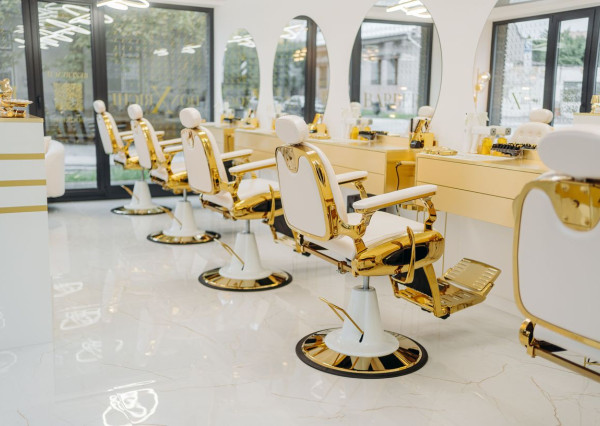 ODSTÚPENIE ZABEHNUTEJ PREVÁDZKY BARBER SHOPU V KOŠICIACH