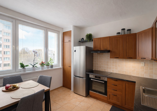 TERASA - POVAŽSKÁ 58 M2 - VEĽKÝ 2 IZBOVÝ BYT TOP INVESTÍCIA!