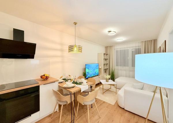 JUH - PRI AUPARKU KRIVÁ - 2 IZBOVÝ BYT KOMPLETNE ZARIADENÝ.