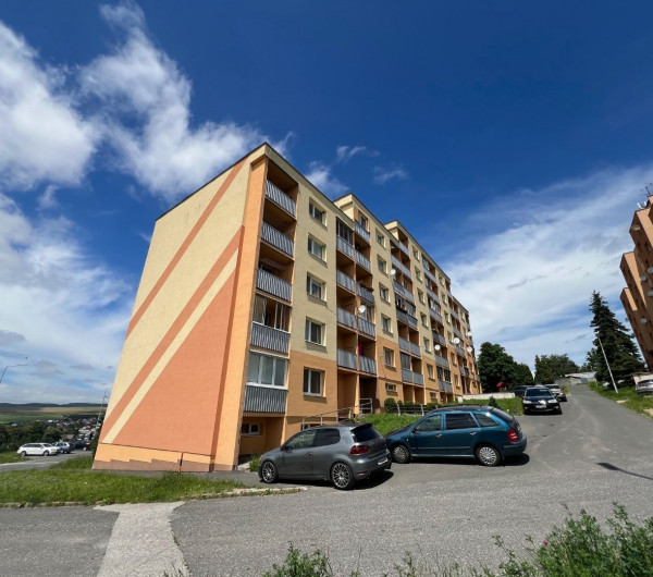 LEVOČA - 2 IZBOVÝ BYT, 54 M2, VÝBORNÝ PÔVODNÝ STAV.
