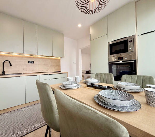 REZERVOVANÉ - KUZMÁNYHO -  KARPATSKÁ 3 IZBOVÝ LUXUSNÝ MODERNÝ BYT 71 M2 V TOP LOKALITE