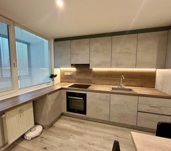 TERASA - KYSUCKÁ 3 IZBOVÝ BYT PO KOMPLETNEJ REKONŠTRUKCII