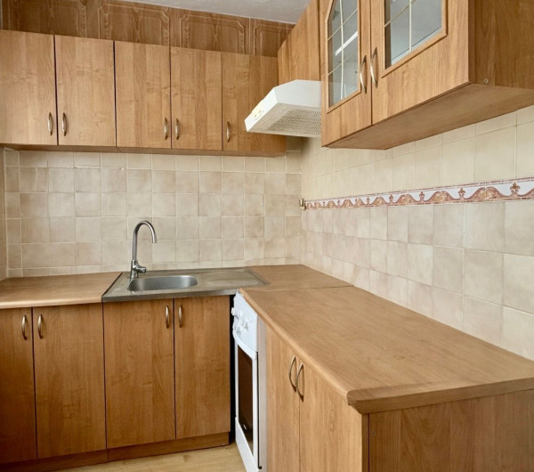 JAZERO - NÁMESTIE KOZMONAUTOV 2 IZBOVÝ BYT 49 M2