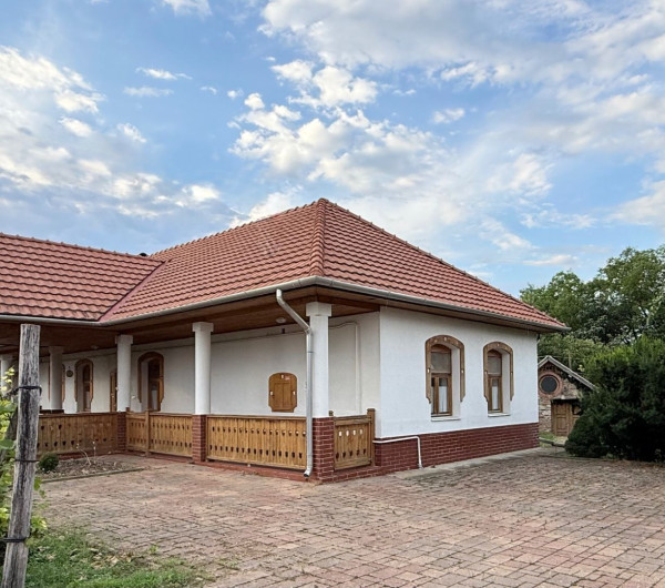 MAĎARSKO - GONC PENZIÓN VHODNÝ AJ NA BÝVANIE V  BLÍZKOSTI SLOVENSKÝCH HRANÍC, VÝBORNÁ INVESTÍCIA.